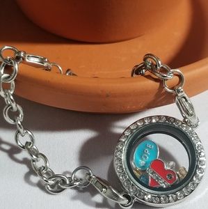 LOCKET BRACELET, SISTER, LOVE, HOPE CHARMS